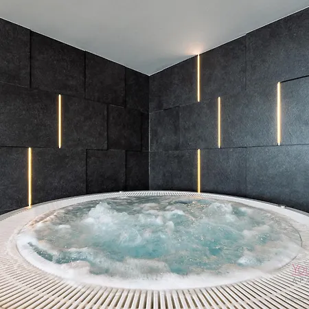 Your Holidays Infinity A333 미엥지즈드로예